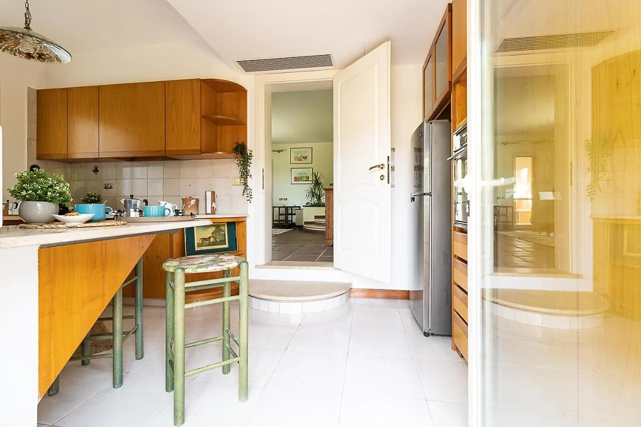 Villa Caterina La Maddalena  0*, La Maddalena (Cagliari) Italia