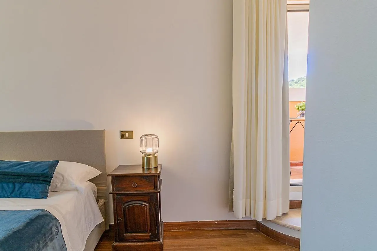 Villa Caterina La Maddalena  La Maddalena (Cagliari)